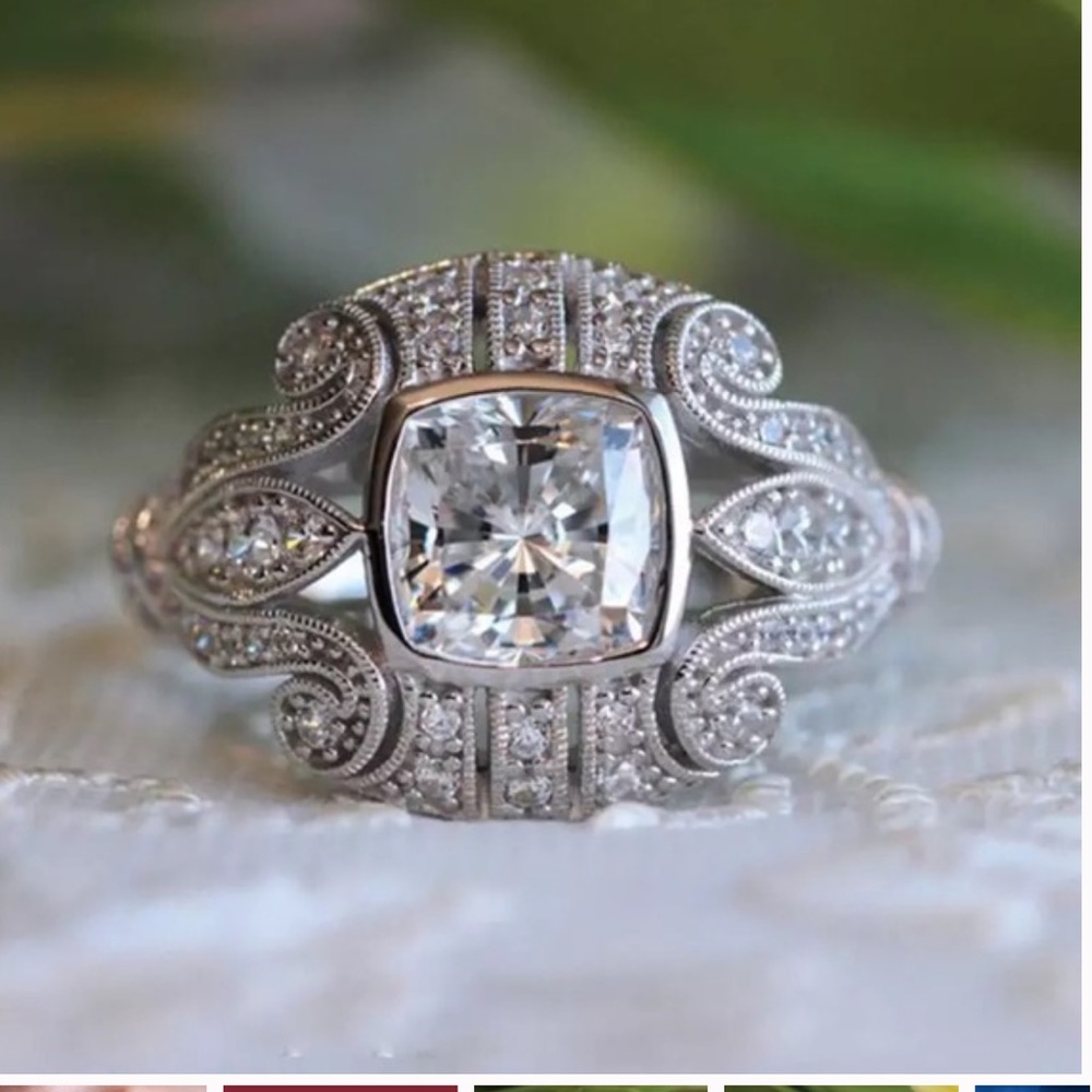 Ring - Picture 2 of 5